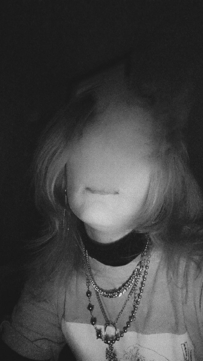 robotic_angel_'s tweet image. #moothunt &amp;amp; #promotwt

🪷 #gamer #dbd #ff #CoD 
🪷 fashion | #booktwt | animanga 
🪷 niche/underground/obscure media enthusiast 
🪷 rabbit hole enjoyer 
🪷 true crime 
🪷 philosophy &amp;amp; art history major 
🪷 #kpoptwt #stantwt #vkei 

♡/⟳ to be moots