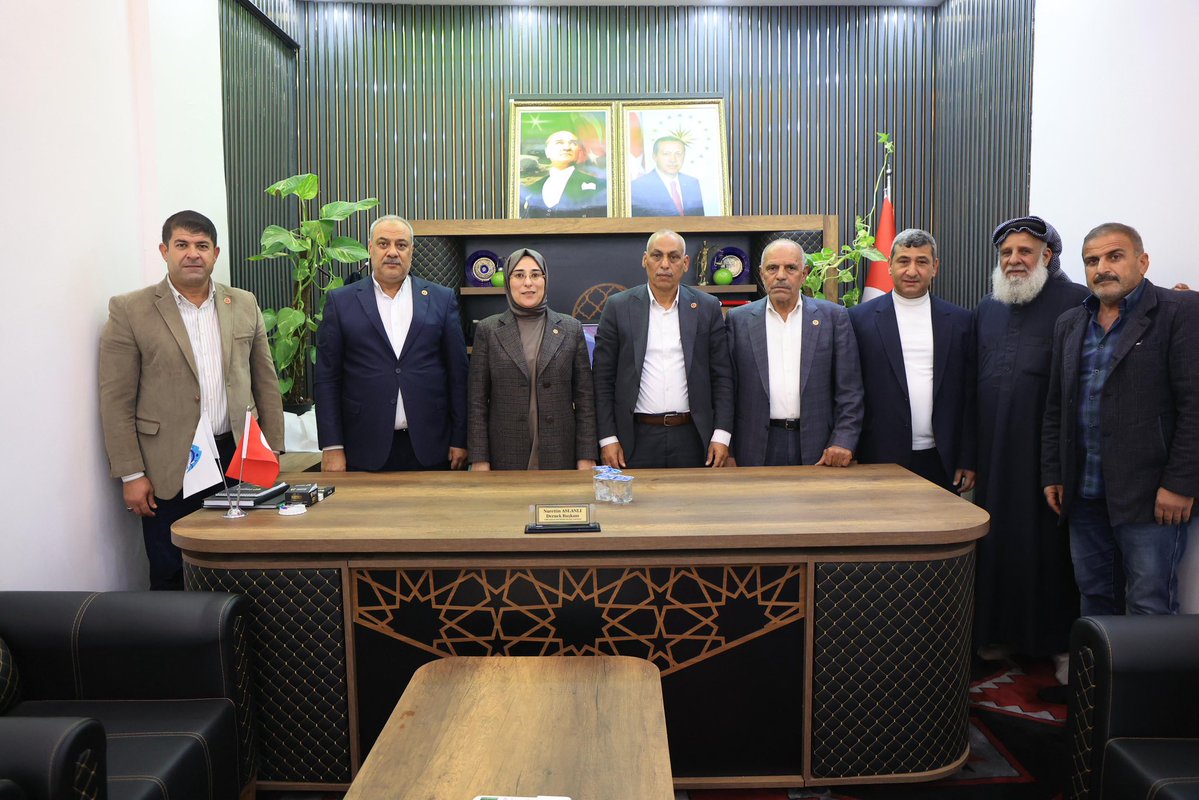 CYAZMAC's tweet image. Milli iradenin tecelligahı Gazi Meclisimizde geçtiğimiz günlerde ağırladığımız Eyyüp Peygamber Muhtarlar Derneği Başkanı Nurettin Aslanlı ve yönetimini ziyaret ettik. Mahallerle ilgili iletilen sorunların çözümü noktasında ilgili kurum ve kuruluşlarımızla gerçekleştirdiğimiz…