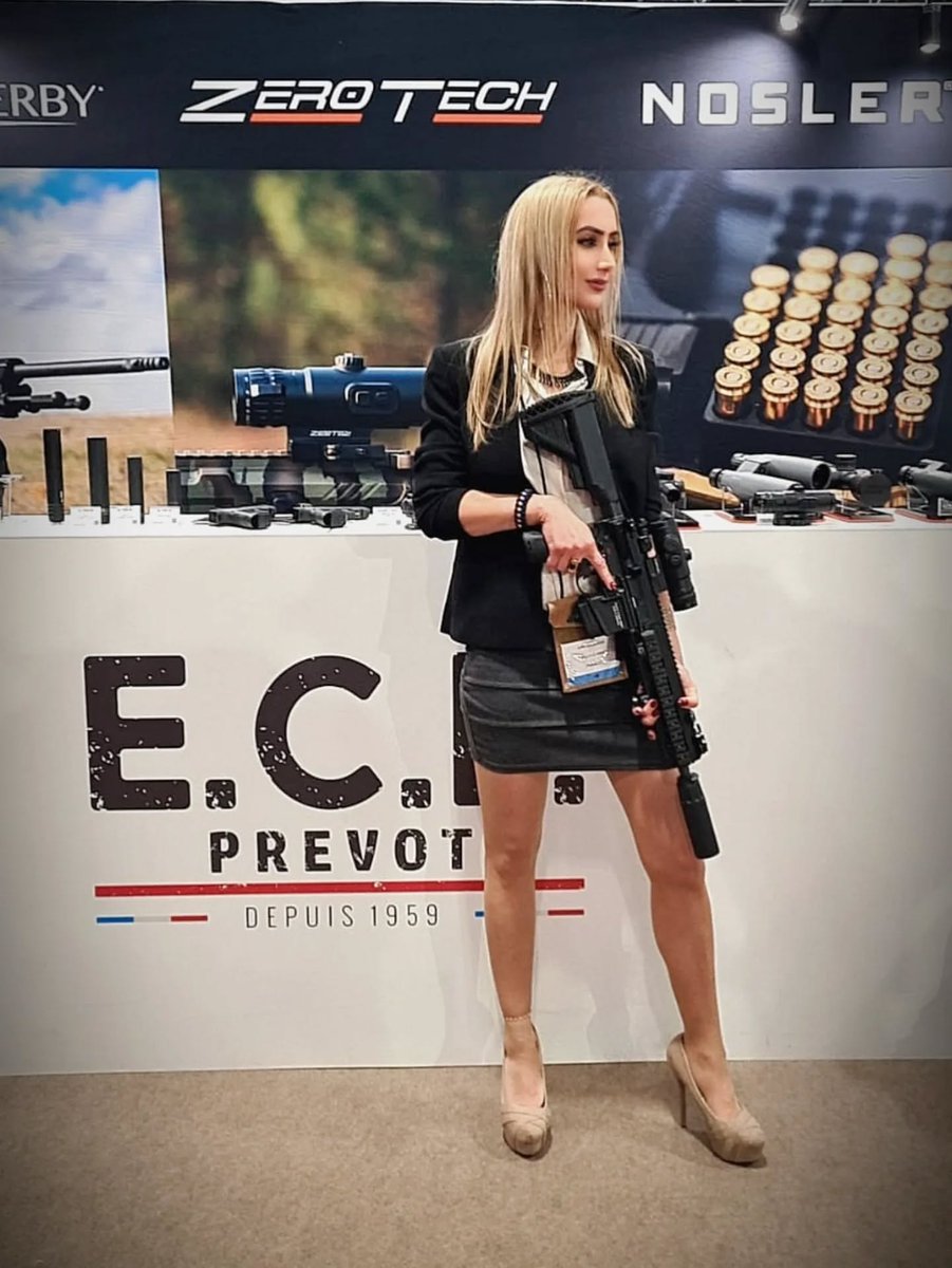 model_miniature's tweet image. Milipol 2025 
#milipol #shootingphoto #shoot #shooting #ecp #amgpro #clearmyvault #Paris #France #girl #weapon #gun #guns #show #gun #french #zerotech #ecp #raid