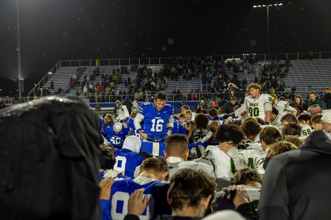 LeverageP's tweet photo. It never gets old when opponents come together and pray at the end of a game. Well done @carrollchargers @Carroll_HS_FB https://t.co/wJsATFEq76