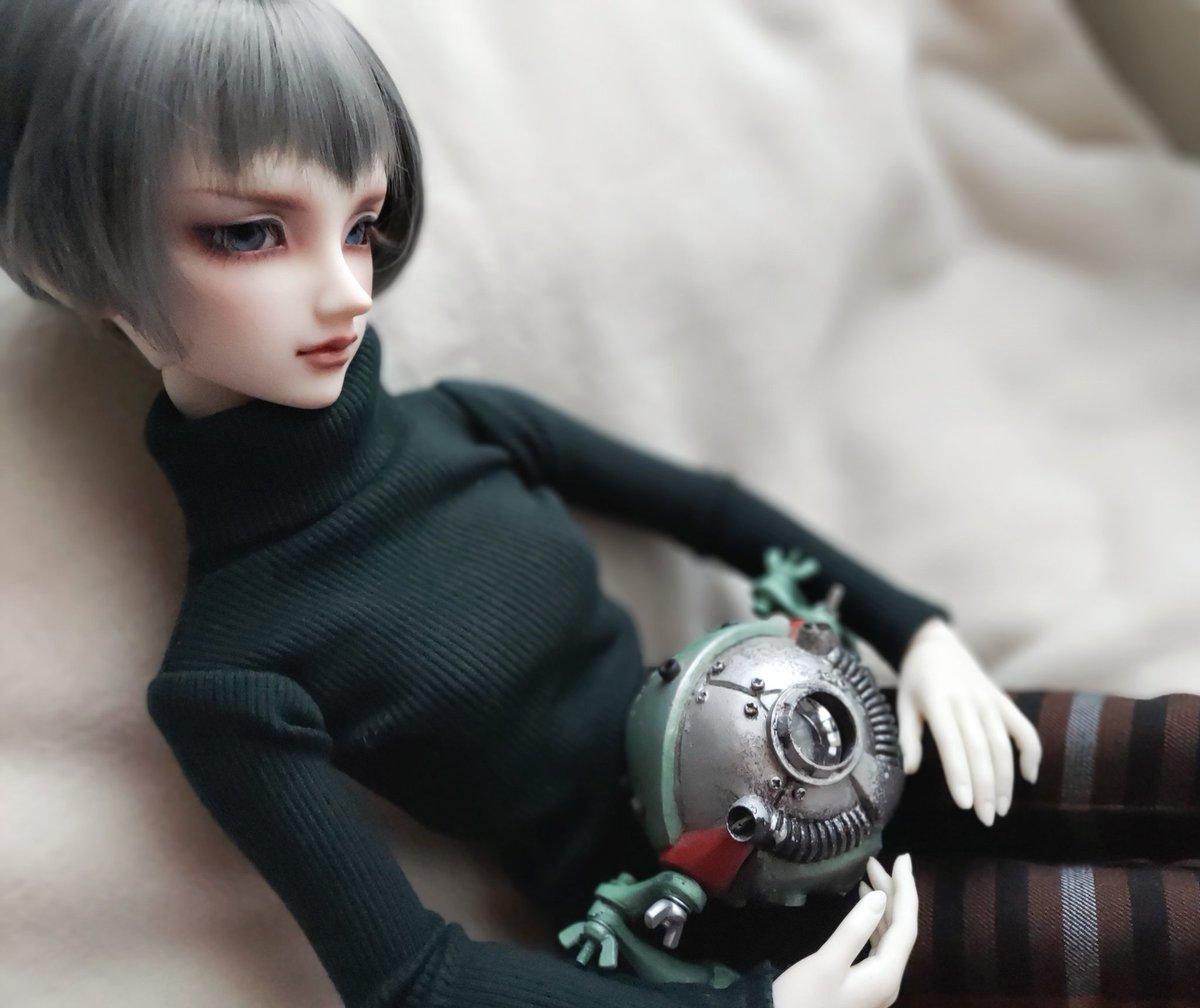 麗様はロボットがお気に入りのご様子😊😊😊

<a href="/yamaazarasi0/">ヤマアザラシ</a>
<a href="/designfesta/">デザインフェスタ公式</a> 
#デザフェス62リポスト
#デザフェス戦利品
#ドールオーナーさんと繋がりたい