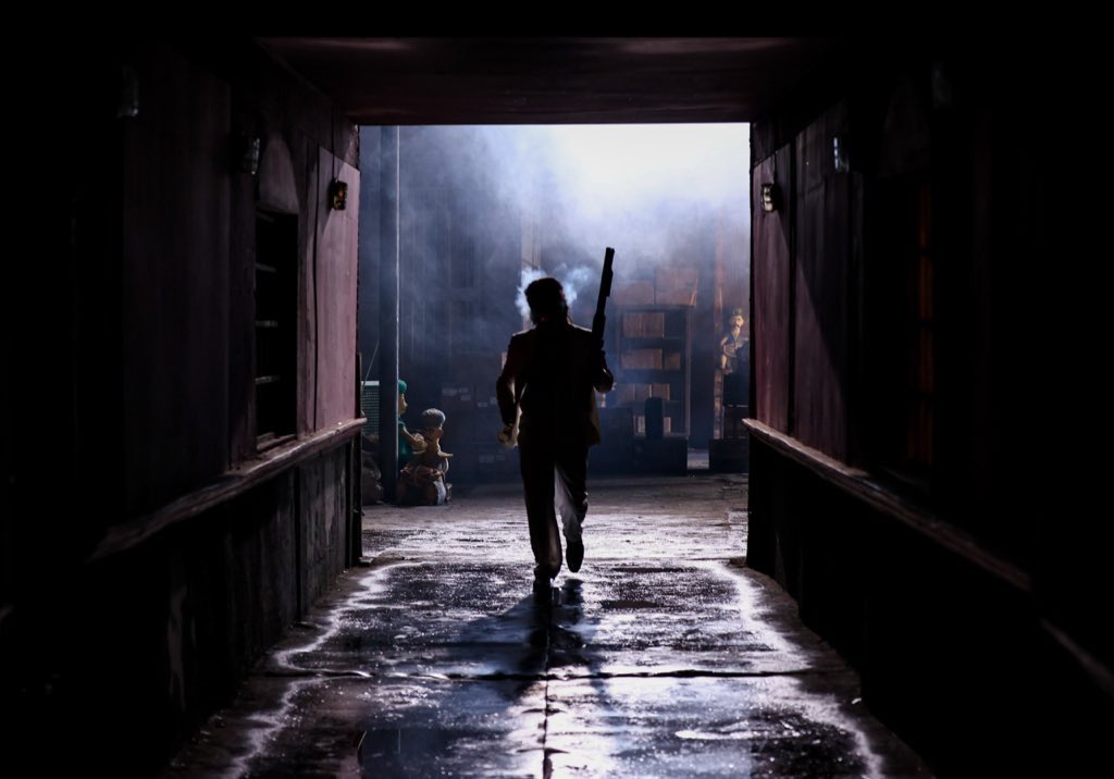 AbGeorge_'s tweet image. 🔥🔥🔥 W-A-L-T-E-R 🔥🔥🔥

@NivinOfficial wraps up his schedule for #BenzMovie . 

Darkness Loading......⏳

#NivinPauly  #LCU