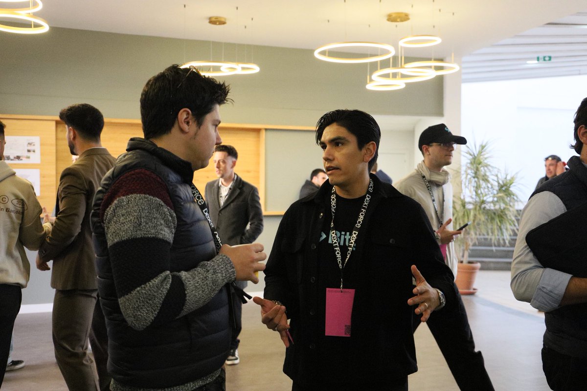 BitgetES's tweet image. ¡GM Barcelona! 🇪🇸

Bitget ya presente en @DEXTForceFest 🔥

#EventWithBitget #DEXTFORCE @bitget