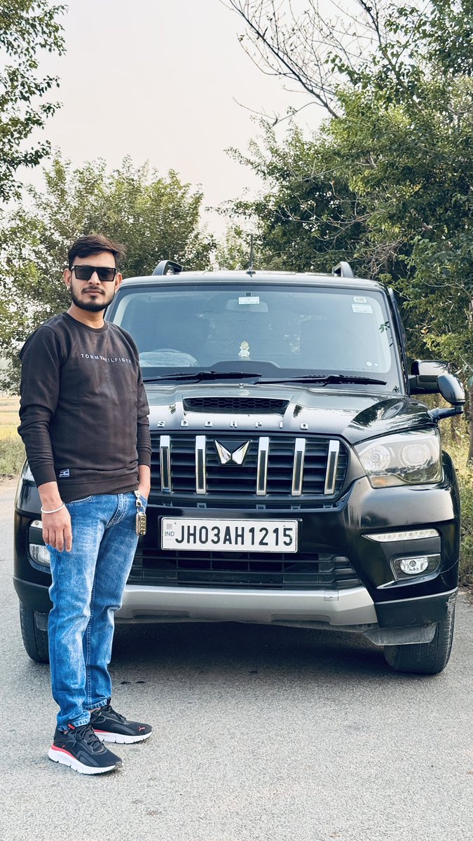 bittusingh1215's tweet photo. "कोई कितना भी बोले अपने आप को शांत रखो" 
 !!क्योंकि, खेल में दर्शक शोर मचाते हैं, लेकिन खिलाड़ी नहीं!!

                     #BITTUSINGH😎 https://t.co/Rx9T938JbH