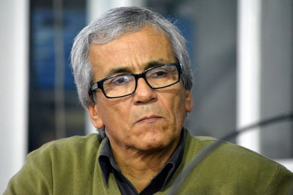 Y al compañero Ministro de Trabajo Juan Castillo, la radio M24, no le aviso con tiempo que dejaría a todos sus empleados sin trabajo???