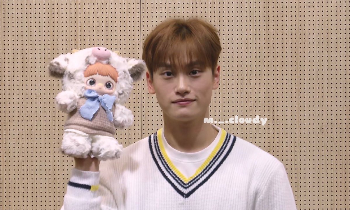 mo__cloudy's tweet photo. 251122 INTERASIA

귀여운 강아지와 소🐶🐮➿🩵
#TIOT #금준현 #KUMJUNHYEON https://t.co/DP8lCiiNbH