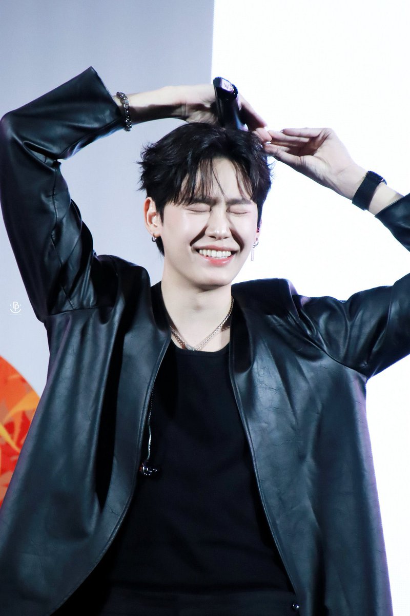 sanry_bb's tweet image. งานวันนี้ดีมากๆเข้าถึงแฟนคลับสุดๆ บีบีหล่อและน่ารักมากด้วย

#JNTOthailandxBoun
#bb0un