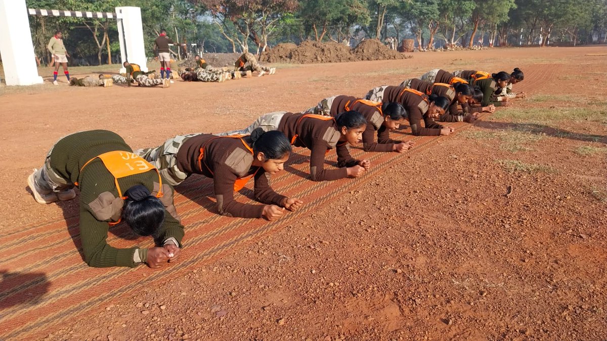 CISFTraining's tweet image. PT TOT Training Activities | KRTC Mundali!

The PT Training of Trainers (TOT) sessions at KRTC Mundali focus on precision, discipline, &amp;amp; peak physical standards.

Training Hard. Leading Strong. Inspiring Many.
#CISF #KRTCMundali #PTTOT #TrainingOfTrainers #CISFTraining @CISFHQrs