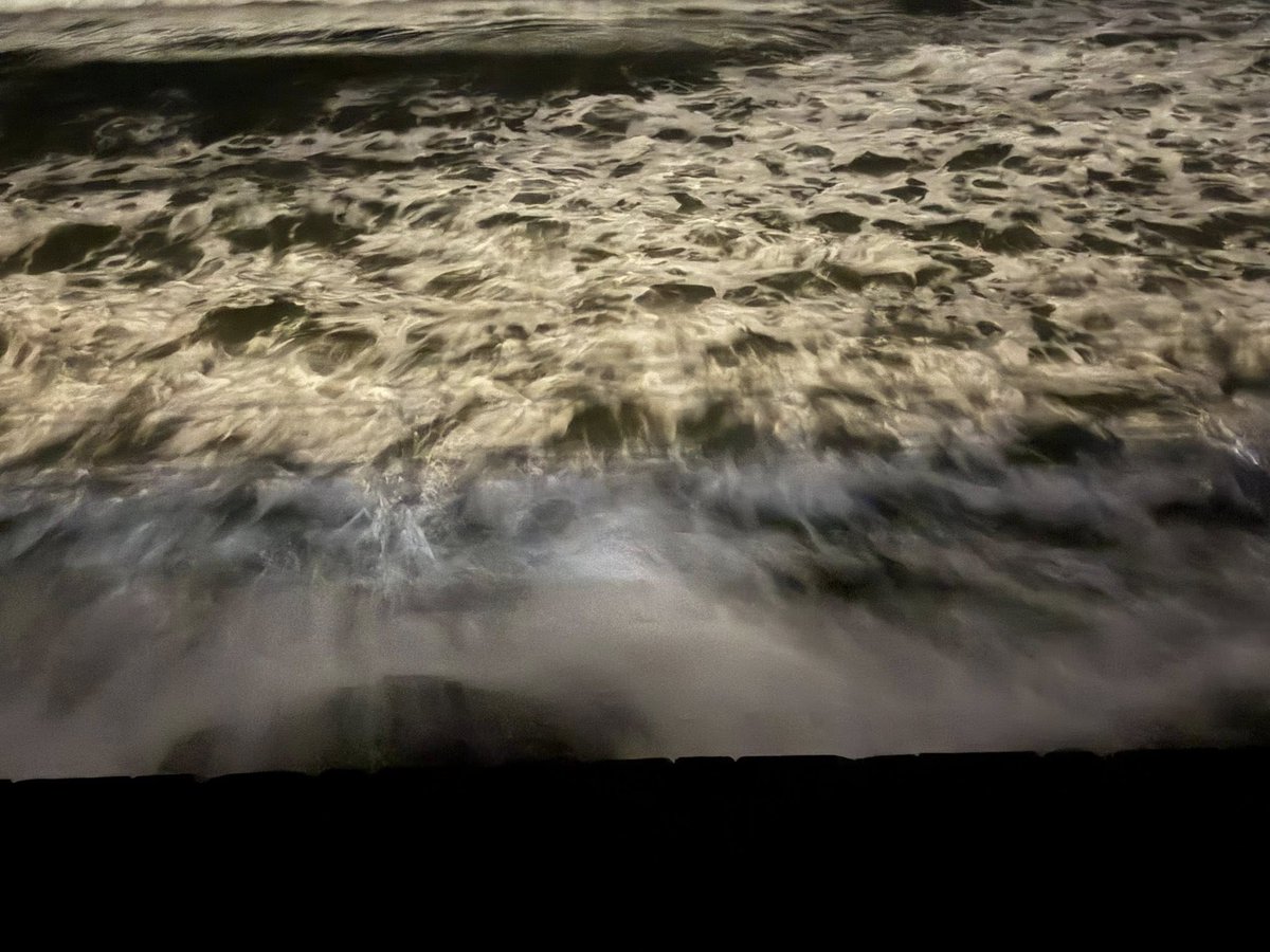 atreya2112's tweet image. #Vss365 #Measurable

Measurable, I miss you
In each beat of time,
But I have the ocean,
The windswept waves,
To remember, to dance with~
Until again the sun beneath
Our stars of life..
And the seams between night and day,
Become our embrace,
The eternal love, of our souls..kiss,