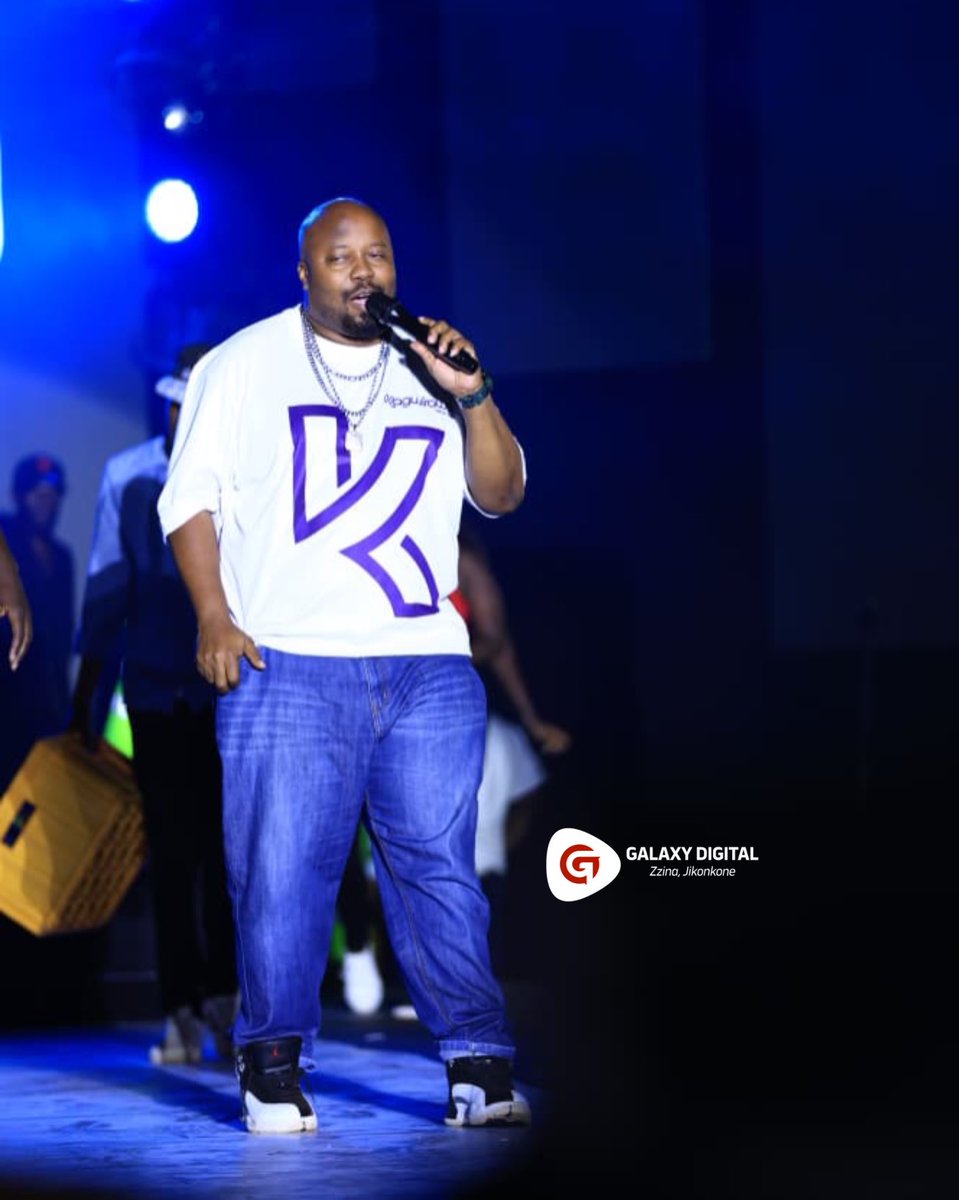 UnrulyDesigner's tweet image. Abantu Beyongedde okwagala Designer Waaa @Nimroddj 😅