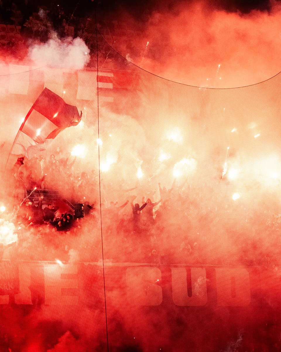 UltrasMadeinFR's tweet image. ⚽️ Nice - OM
📢 La Populaire Sud célèbre ses 40 ans !
📆 Vendredi 21 Novembre

#OGCNOM