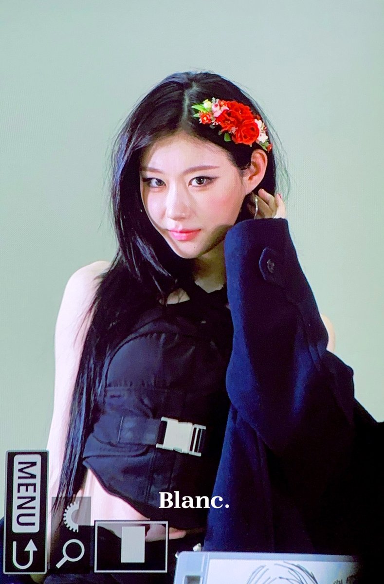 251122 오늘 또 반함.
#ITZY #있지 #CHAERYEONG #채령