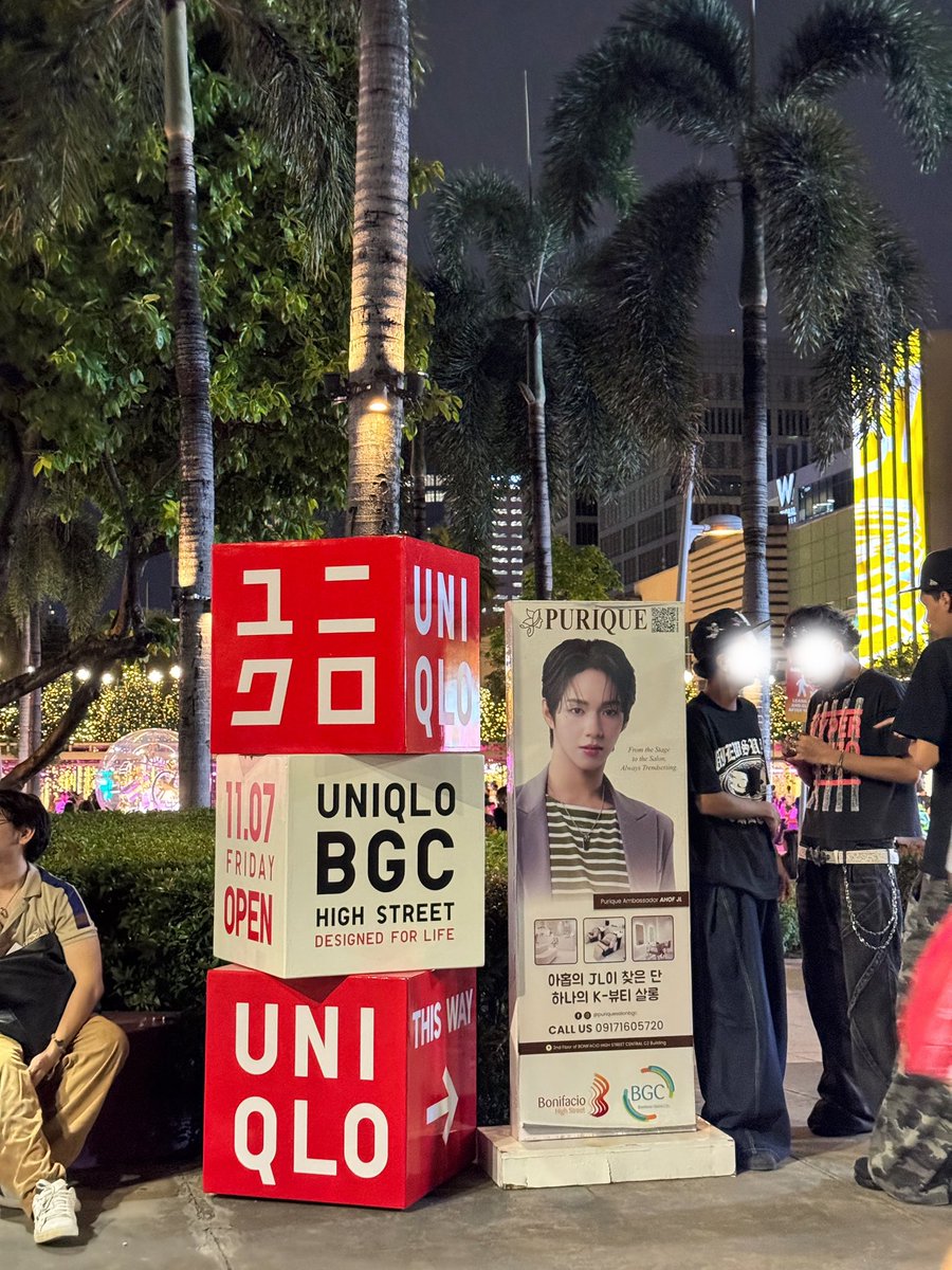 jeyeIz's tweet image. i just saw my beloved JL in bgc wtf 🤥❤️‍🩹