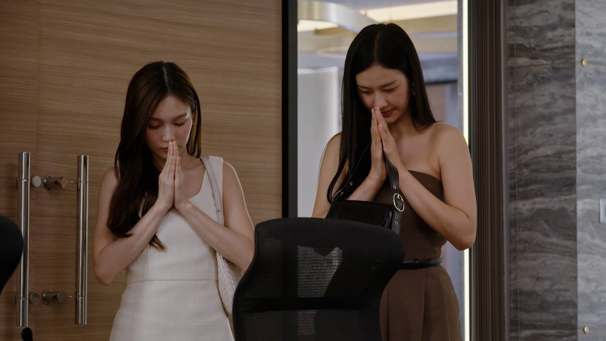 อีก 3 วันจะถึงวันสำคัญที่พวกเราทุกคนรอคอยกันแล้ว แอดอยากจะบอกอีกครั้งว่าทุกครั้งที่เทรนด์ทวิตขอความร่วมมือให้ใช้เนื้อหาที่เกี่ยวข้องกับมิ้ลค์เลิฟน้า เพื่อที่จะไม่ทำให้ถูกลดการมองเห็น และระบบจะได้ไม่มองเป็นสแปมค่า 🙏

#MilkLove #มิ้ลค์เลิฟ