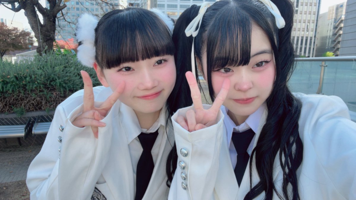 🏷️ジャパニーズクラフトフェア

にお越しくださった皆さん！
本当にありがとうございました🐰💕
本日のステージいかがでしたか.ᐣ.ᐣ.ᐣ

明日もイベント盛りだくさんです！！！
みなさんと2日連続で会えちゃうだなんてっ…😳💗お待ちしております.ᐟ.ᐟ

👀ALT✨️