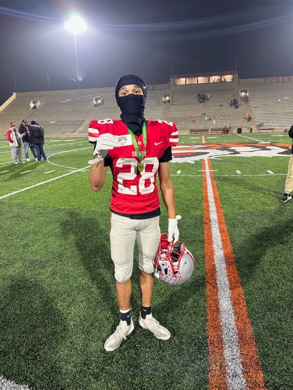 .<a href="/kayden_paz/">Kayden Paz</a> of <a href="/scsathletics1/">Shelby Athletics</a> made a "HECK OF A PLAY" as he hauled in a 29 yard TD pass from <a href="/braydendevito1/">Brayden DeVito</a> to help Shelby win the schools 2nd ever Regional Championship Friday!  Play of the night! Incredible! <a href="/HeckLaw/">Heck & Stiffler, Ltd. - Injury Lawyers</a> Whippets beat Galion 41-7, will now play in the Final Four!