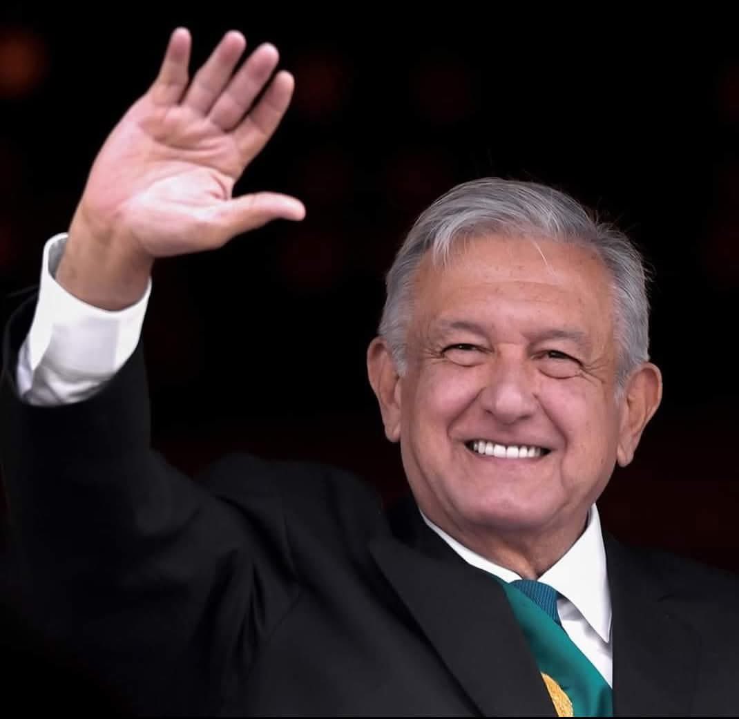 temotizox's tweet image. QUE ALGUIEN ME EXPLIQUE POR FAVOR..!
Por qué Amlo quitó las pensiones a los expresidentes, aún sabiendo que cuando terminara su mandato sería para su beneficio?
Por qué quitó la atención médica privada para altos funcionarios públicos, aún sabiendo que padece de su corazón y…