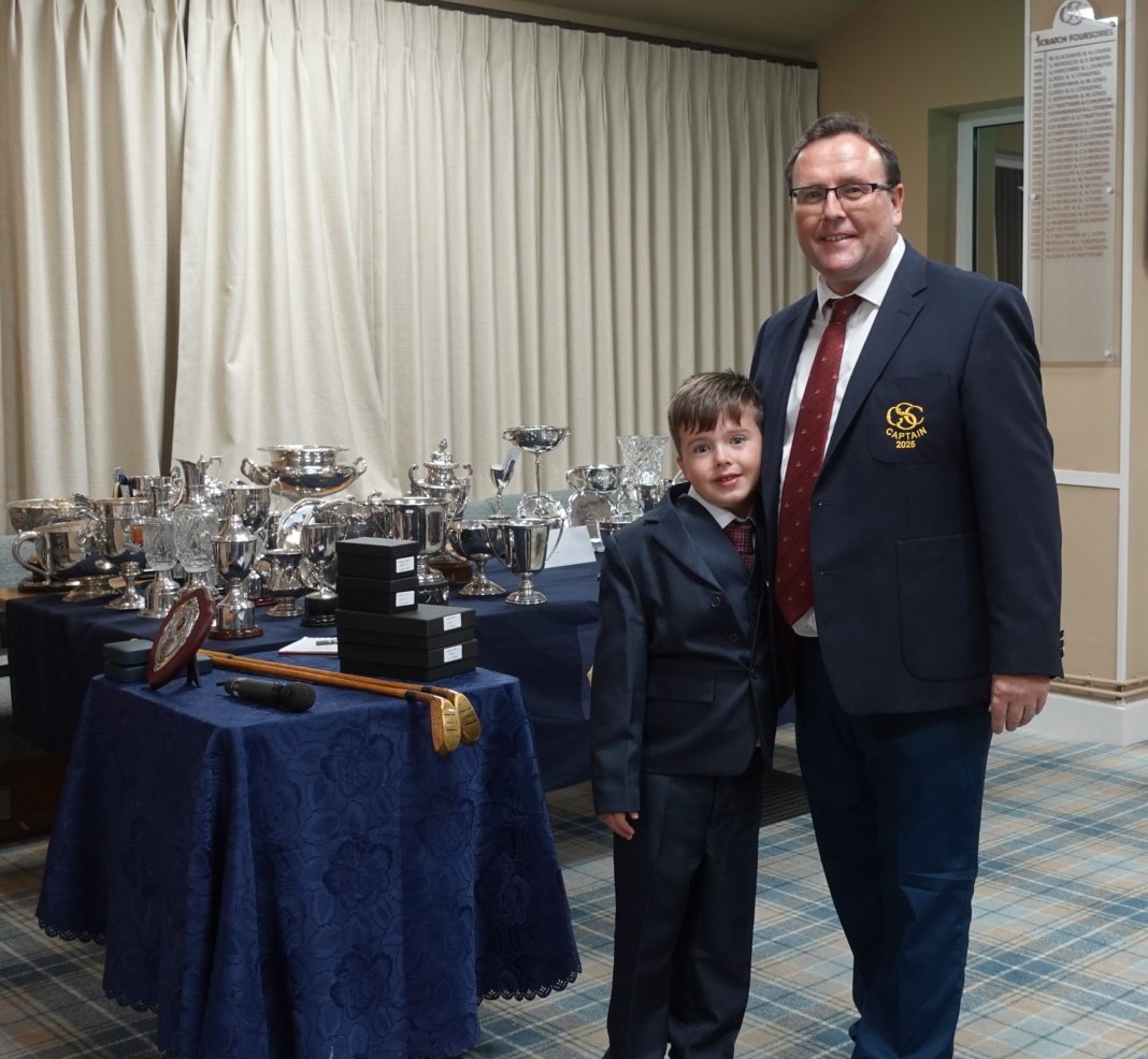 2025 Presentation Evening 🏆

Mens &amp; Seniors Sections 👇
southerndowngolfclub.com/news/v/2519-pr…

Ladies Section 👇
southerndowngolfclub.com/news/v/2518-pr…

Thanks to presenters:
Club Captain Dan Thomas 
Ladies Captain Kath McGrath 
Ladies Comp Secretary Carole Vaughan
Director of Golf John Peters