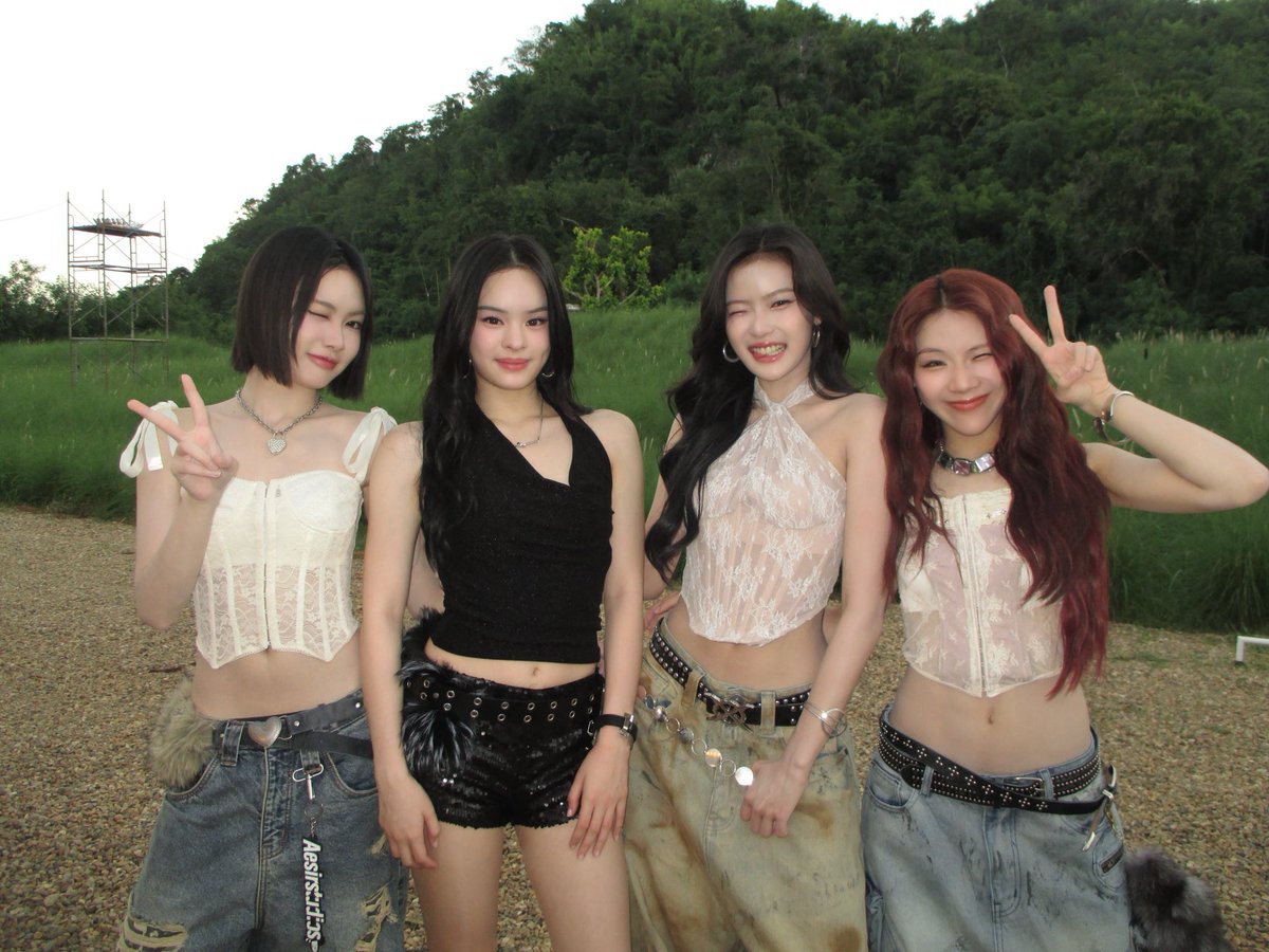 PIXXIEofficial_'s tweet image. 🫶🏻 @allynitibhon 

#PiXXiE #ALLY 
#TheRhythm5
#TheRhythm5xPiXXiE 
#TheRhythmMusicFestival