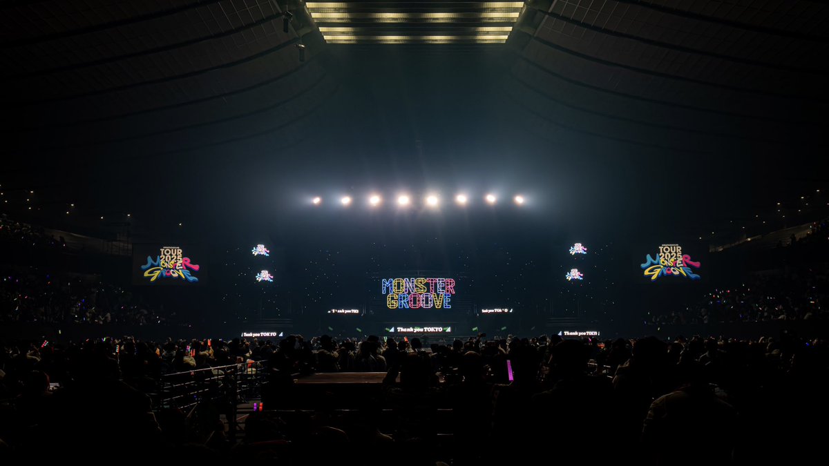 アリーナ最後列からの写真。
ご自由にお使いください。

#MONSTERGROOVE2025
#日向坂46ツアー_東京Day2
#ぶっちぎりに笑おうか
