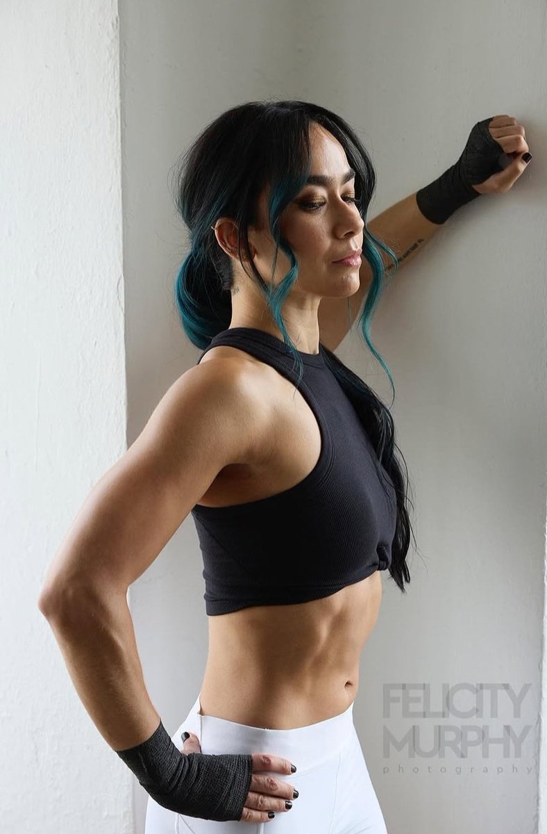 pixie_AMK's tweet image. Alexandra...ABS... Kelly 🙃