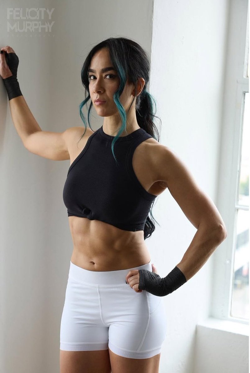 pixie_AMK's tweet image. Alexandra...ABS... Kelly 🙃