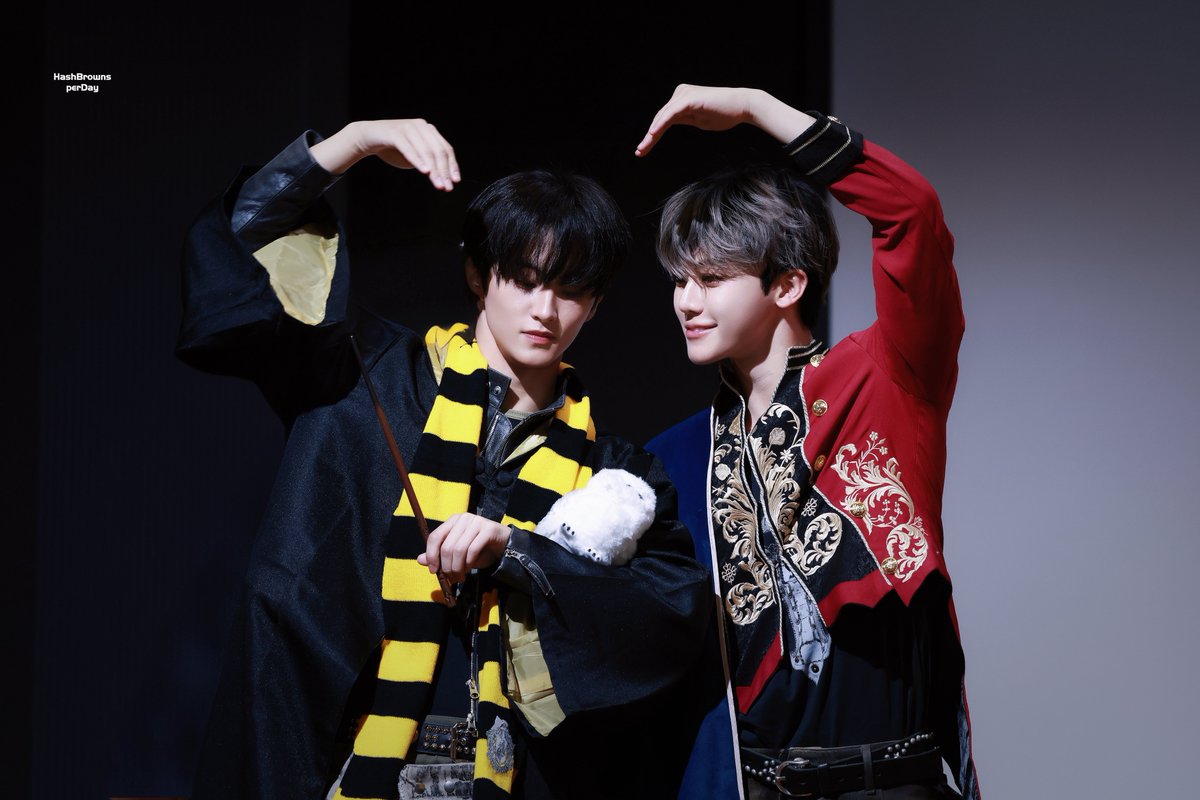 SomeoneAugust's tweet image. 251122 
마크  재민 💗

#마크  #재민 #MARK #JAEMIN 
#맠잼 #markmin #NCTDREAM #NCT