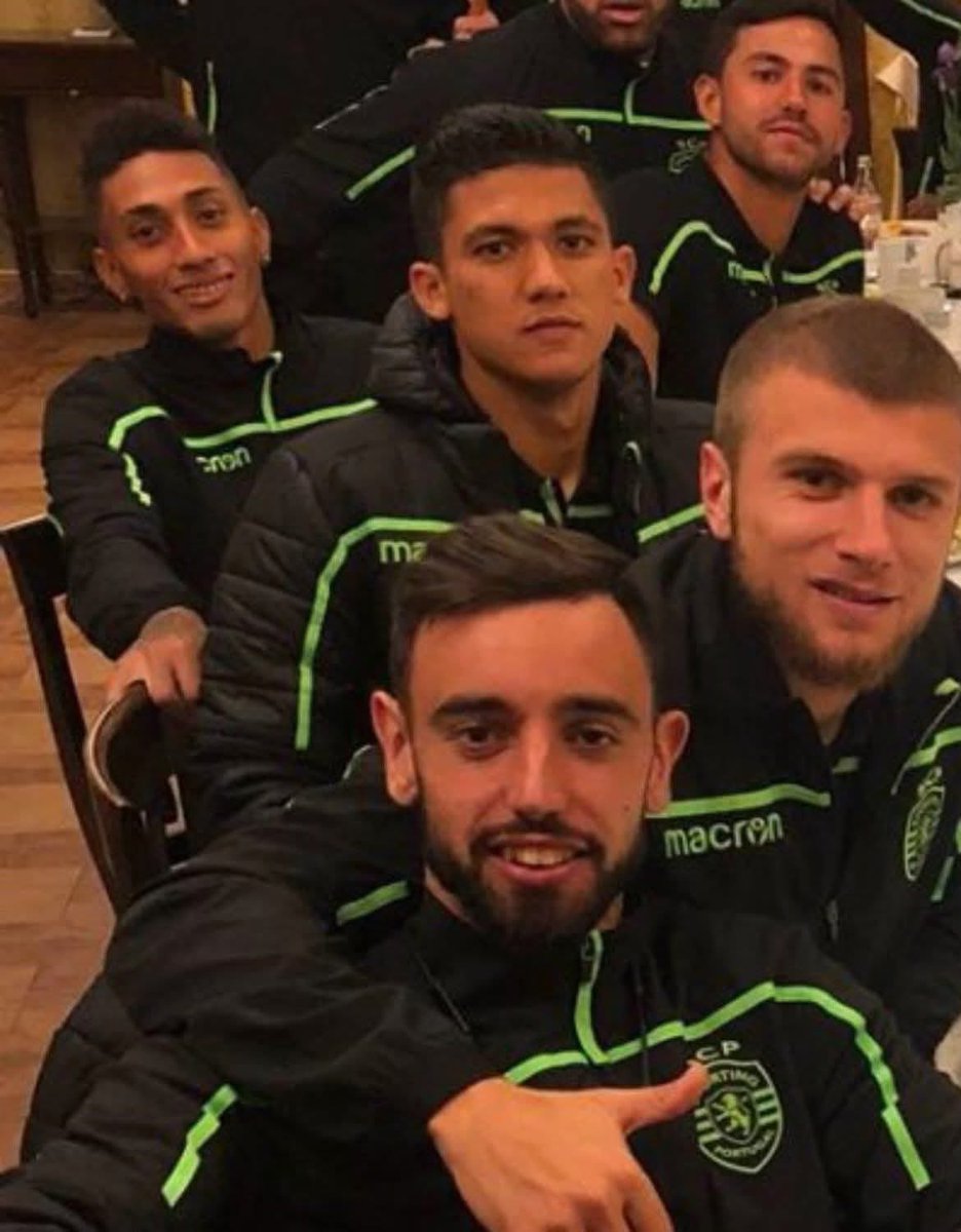 OutofcontextFPC's tweet image. Bruno Fernandes, Freddy Montero y Raphinha, juntos en el Sporting de Lisboa.