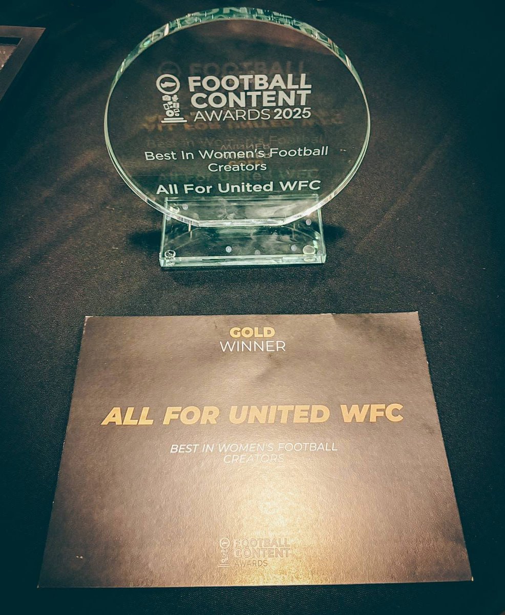AllForUnitedWFC's tweet image. A huge thank you from the AFU team for our gold award Thursday night, this means a lot to us all. Let’s put some names behind the core team we have;

(Left to right)
Conner - brand owner, runs socials &amp;amp; host
Jess - Matchday content &amp;amp; video edits for socials 
Jess - One of the…