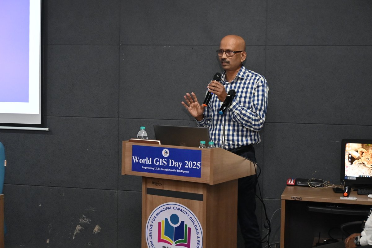 MCMCR_BMC's tweet image. Celebrating #WorldGISDay 2025 at MCMCR Powai!

Great participation from BMC officers, IITB &amp;amp; TISS students, and industry experts. Sessions covered GIS adoption in governance, utilities, crime mapping &amp;amp; real-time data practices. Together, we advance smarter, data-driven cities.