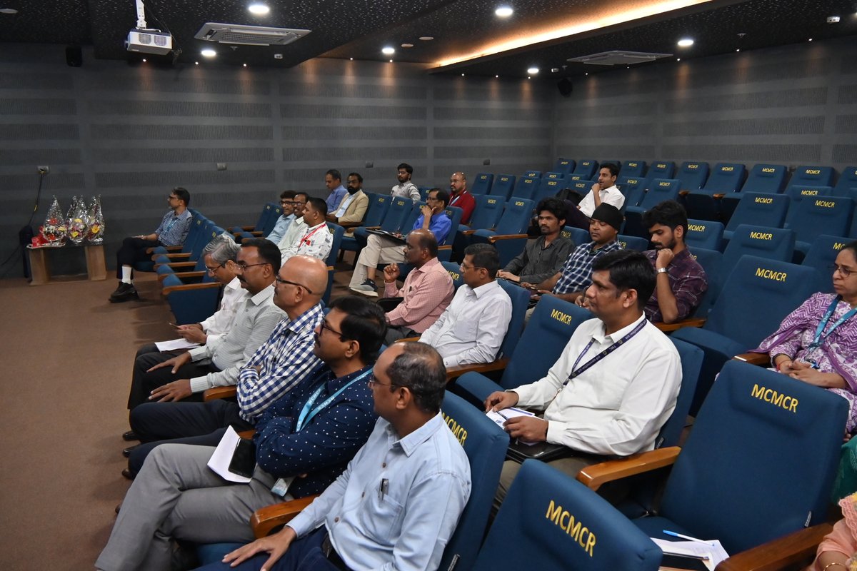 MCMCR_BMC's tweet image. Celebrating #WorldGISDay 2025 at MCMCR Powai!

Great participation from BMC officers, IITB &amp;amp; TISS students, and industry experts. Sessions covered GIS adoption in governance, utilities, crime mapping &amp;amp; real-time data practices. Together, we advance smarter, data-driven cities.
