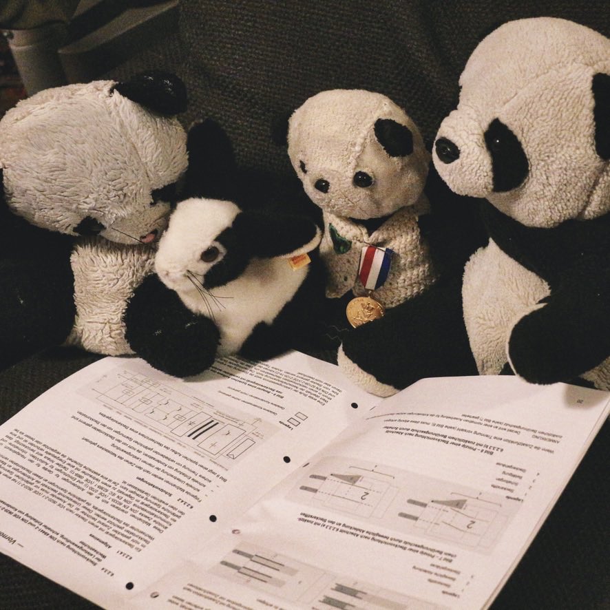 balkonsolar's tweet image. Are you already reading the new german #pluginpv norm? 

So you don’t speak any german? No Problem, we made an english summary!

balkon.solar/news/2025/11/2…

#balconysolar #solar #pluginsolar #norm #VDE