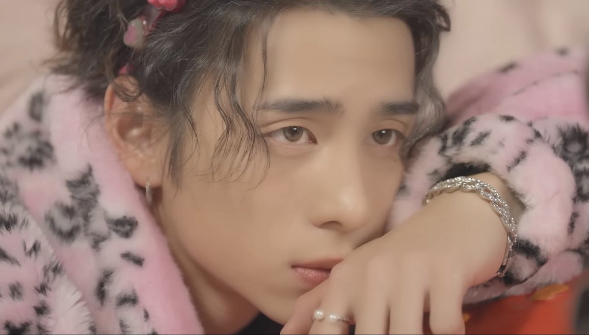 かなぴ tweet media