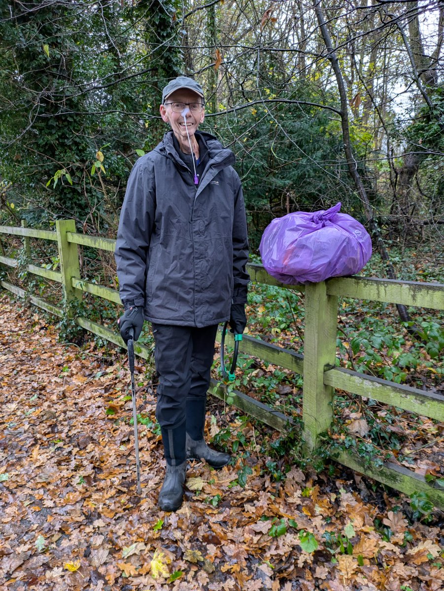 John_Dabell's tweet image. It&apos;s hard to believe that a few weeks ago, I was in Critical Care on a ventilator with my heart, kidneys &amp;amp; liver failing. Now, I&apos;ve just managed a litter pick. I had to stop after one bag as I&apos;m not strong enough yet, but at least I&apos;ve done something to help keep the area tidier.