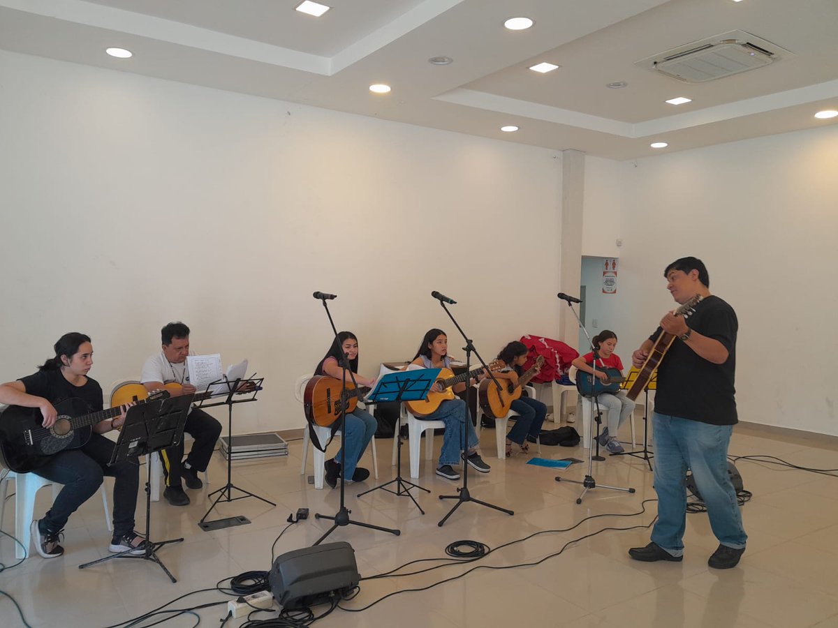 coopssccPy's tweet image. 🎉 Clausura Artística 2025
¡Estamos ultimando detalles para una noche inolvidable donde la música, la danza y el canto serán los grandes protagonistas! 🎶🌺

📅 27 de noviembre
⏰ 18:00 a 20:00 h
📍 Sede Social de la Coop. Sagrados
🆓 Acceso libre y gratuito

¡Te esperamos! ✨