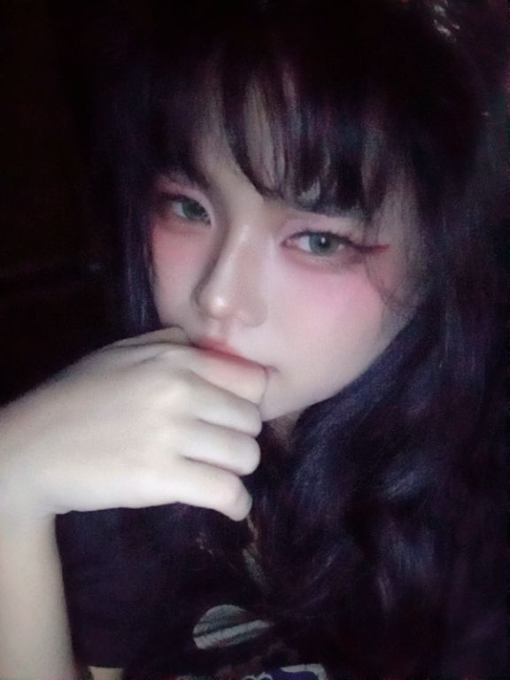 cosplay                 vs              daily