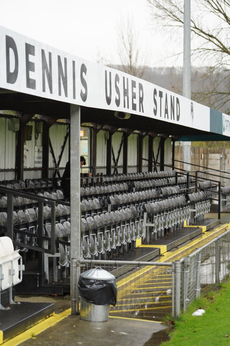 DoverAthletic's tweet image. 📍 We’ve arrived in a very wet Weston-super-Mare

Kick off at 3pm 🕒 

#DAFC | ⚪⚫️