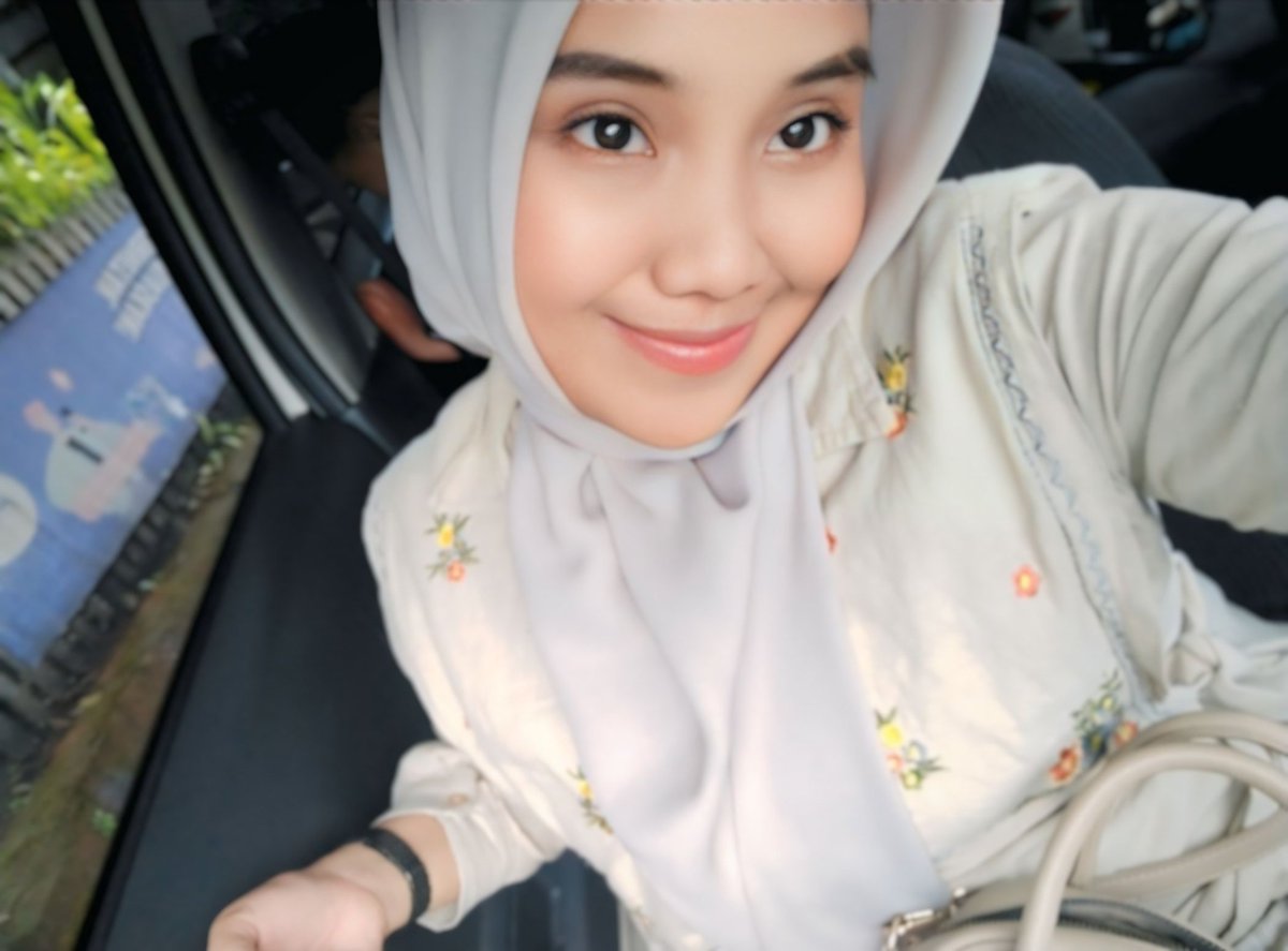 xym3nd9's tweet photo. @radenrauf hii, umur 25 masih bisa gak yaaa😅 https://t.co/7qG0rXH4DM