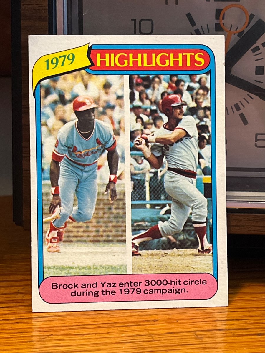 RetroCardSnaps's tweet image. Share an awesome card of an awesome player that anyone can find for $1.