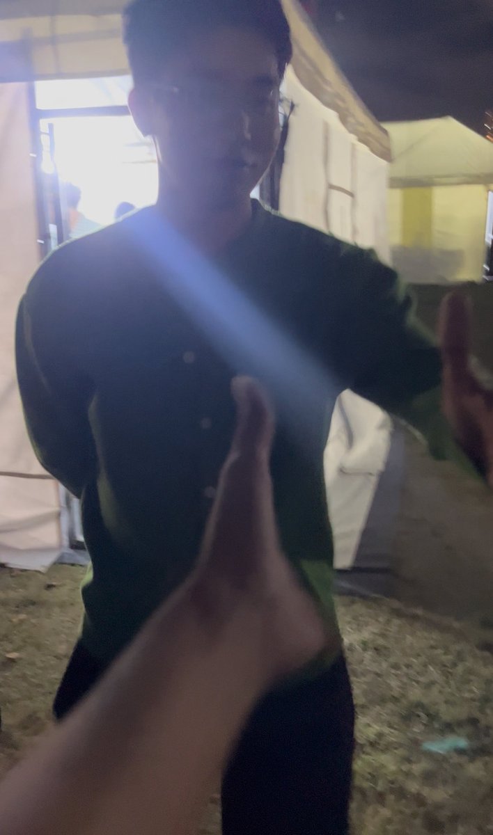 gwiyeounjx's tweet image. proud of you @mikslmnc and @brentymanalo 

mahal ko kayo, parents!!🥹