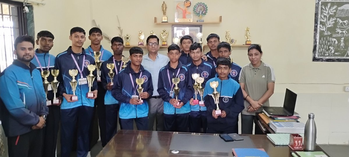 emrsdnh's tweet image. 🏆 Proud moment for EMRS Shelti!
Our students shined at the UT Level Sports Meet (DNH) — winning multiple trophies 🏅 and 4 students selected for SGFI Nationals!
#EMRSShelti #DNH #SGFI #ProudMoment #SportsChampions @NESTSHQ