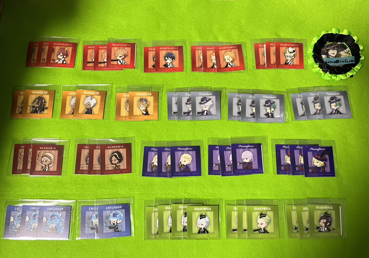 ツイステ　アニメイト　オンリーショップ　特典　スクエアカード
☆   交換　☆

譲:リドル.エース.デュース.ケイト.トレイ.レオナ.ジャック.ラギー.アズール.ジェイド.フロイド.カリム.ジャミル.ヴィル.エペル.ルーク.イデア.オルト.シルバー.セベク.リリア

求:マレウス
23日池袋お手渡しor後日郵送