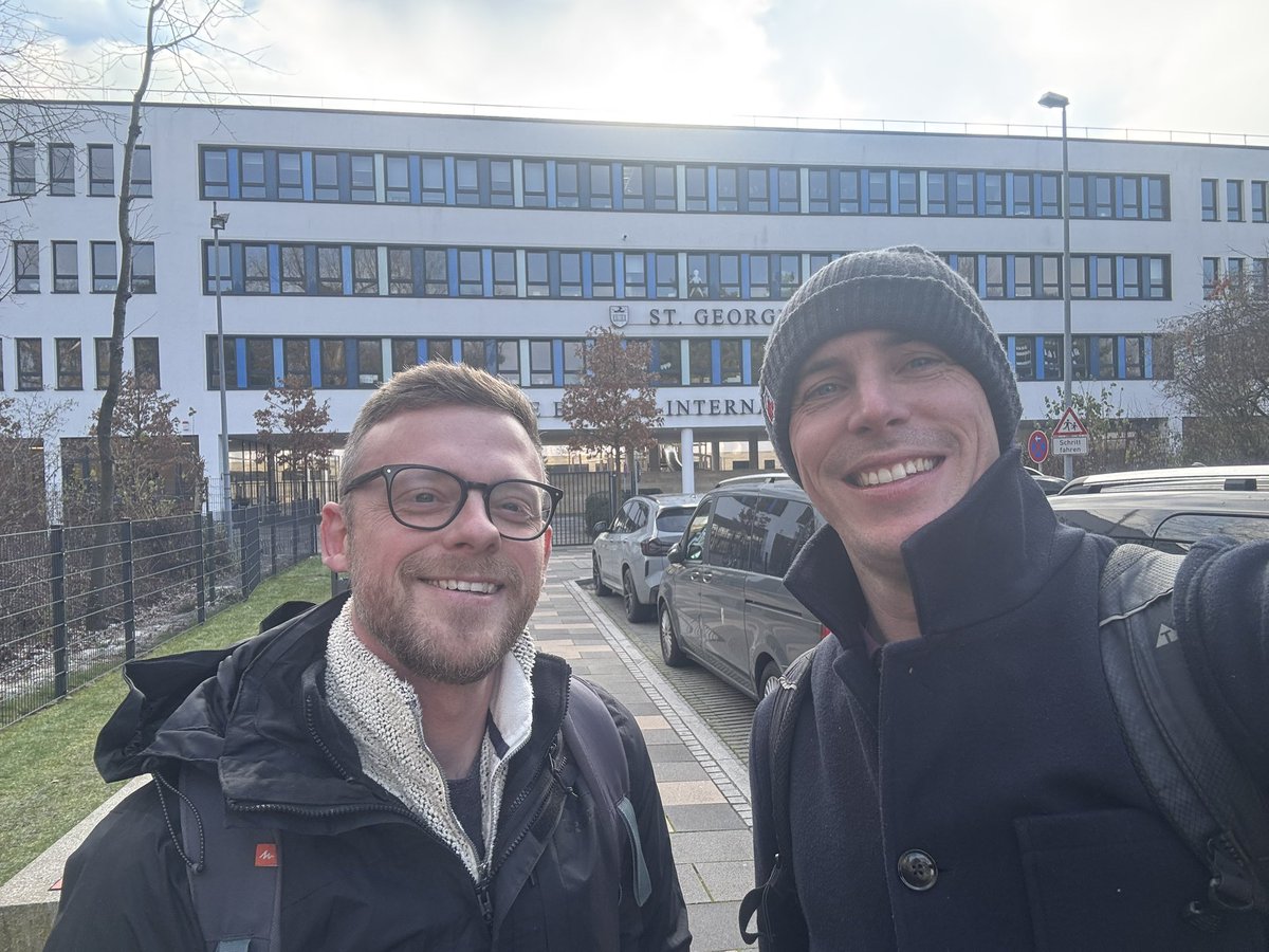 Mr_Crome's tweet image. Such a great day of learning and networking in Munich @rEdDeutschland 

Wonderful to meet with lots of educators and catch up with some heroes 

@lamb_heart_tea @teacherfeature2 @m_chiles @mradamkohlbeck @adamjames317 @Mr_AlmondED @MissSDoherty @KateJones_teach and many more!