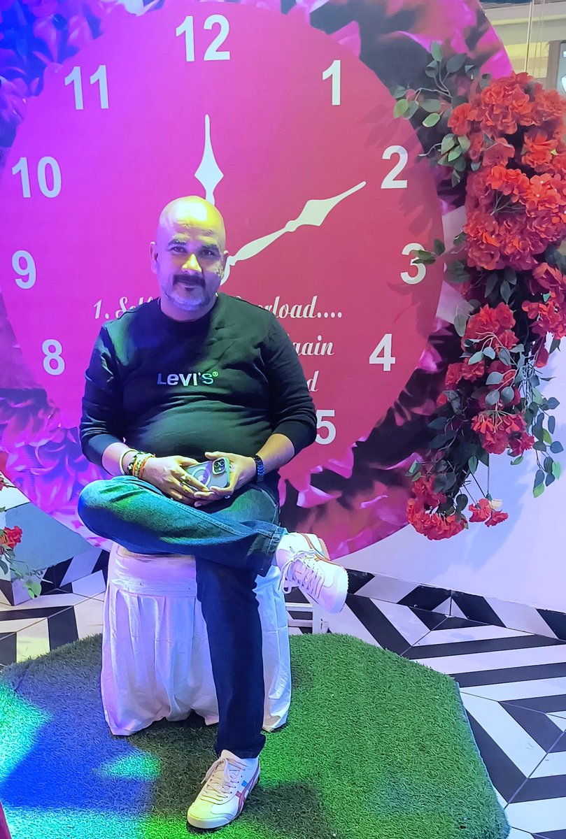 DhirajDhiru5200's tweet image. किसी और का नज़रिया ,हमारा भविष्य नहीं तय कर सकता ❤️✊🏻🙏🏻

#Newpost