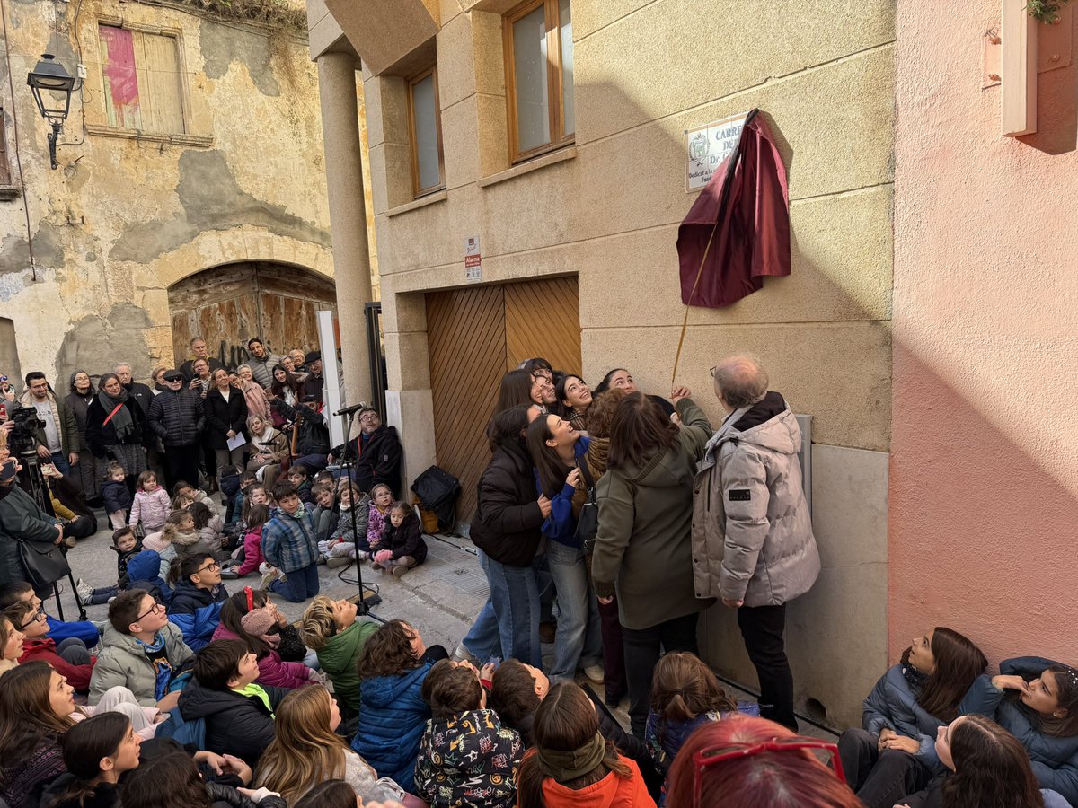 Kenneth Martínez tweet media