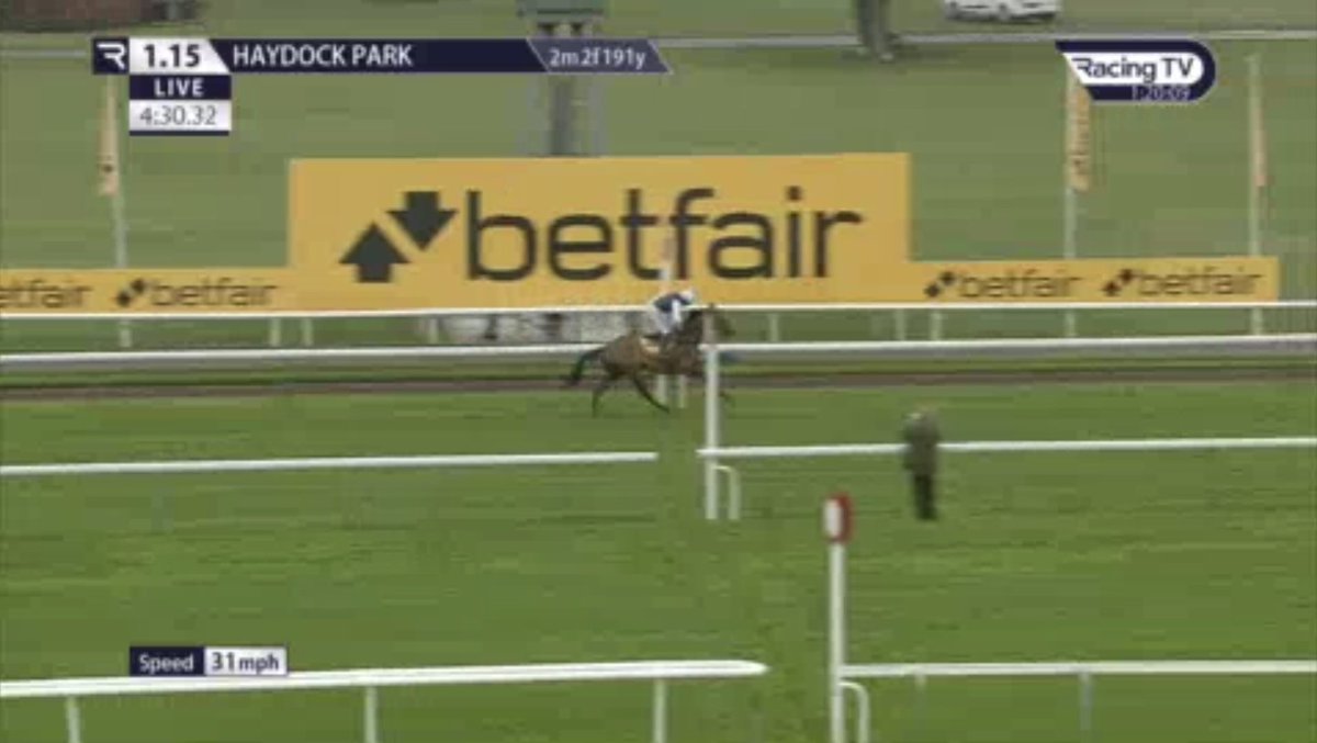 WWWoodzy92's tweet image. Short price but my word has Kabral Du Mathan bolted up there 😂

Skeltons on the board for Betfair Chase Day 🥇✅️

Blew them all away there 💨💨💨