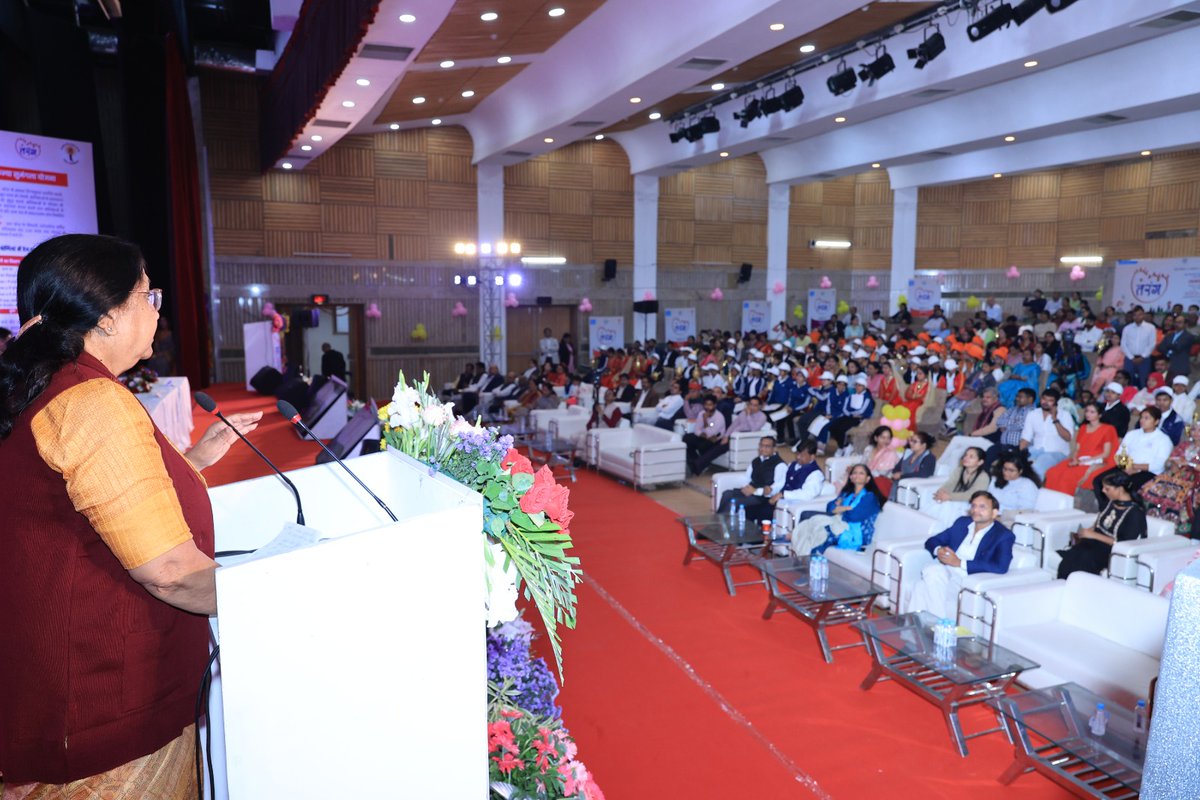 <a href="/anandibenpatel/">Anandiben Patel</a> <a href="/Annapurna4BJP/">Annpurna Devi</a> <a href="/babyranimaurya/">Baby Rani Maurya(modi ka parivar)</a> <a href="/_pratibhashukla/">Pratibha Shukla</a> <a href="/UNICEFIndia/">UNICEF India</a> <a href="/MinistryWCD/">Ministry of WCD</a> <a href="/UPGovt/">Government of UP</a> <a href="/InfoDeptUP/">Information and Public Relations Department, UP</a> <a href="/Mishr26/">Neeraj Mishra</a> <a href="/CMOfficeUP/">CM Office, GoUP</a> <a href="/babyranimaurya/">Baby Rani Maurya(modi ka parivar)</a>
Hon’ble Minister <a href="/UPMahilaKalyan/">UP Mahila Kalyan</a> described the children as “glittering little stars who fill every life with hope and joy”.
Her words added warmth and inspiration to the #Tarang #FunFair  &amp; #ClosingCeremony  💙✨
#WorldChildrensDay

<a href="/MinistryWCD/">Ministry of WCD</a> <a href="/CMOfficeUP/">CM Office, GoUP</a>