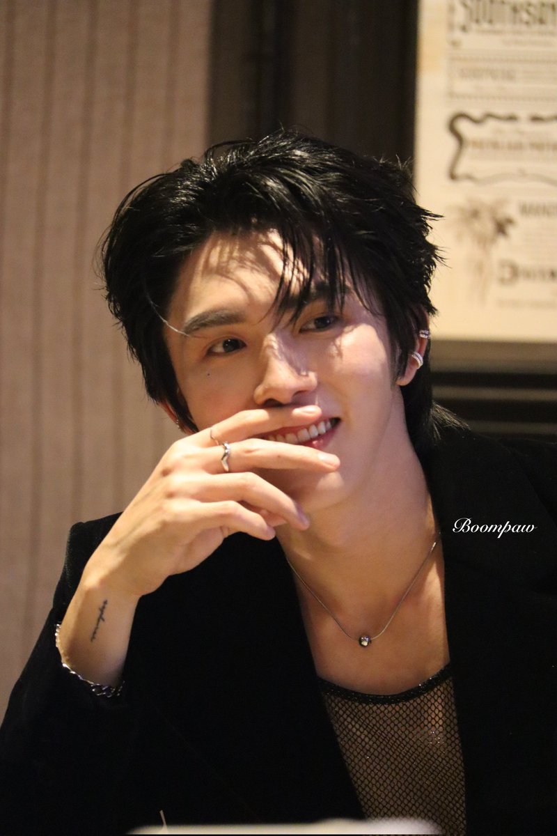 littlemoonp1_x's tweet photo. I have to say, he's absolutely stunning as always✨️

BXXM X ITSSKIN
#ITSSKINxBoomRaveewit https://t.co/tOUeqjV4VY