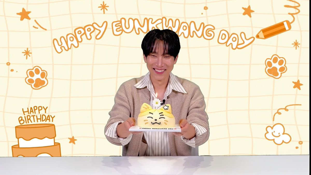 앞으로도 계속 많이 웃고 행복하길 ⊹₊⟡⋆˚⊹
#비투비 #BTOB #서은광 #SEOEUNKWANG
#멜로디의_햇살_은광아_생일축하해