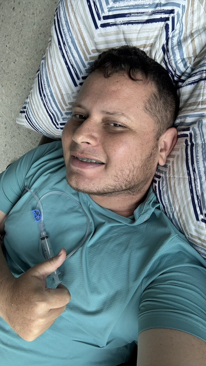 freddyleal123's tweet image. Y después de 20 días y una cirugía 😷